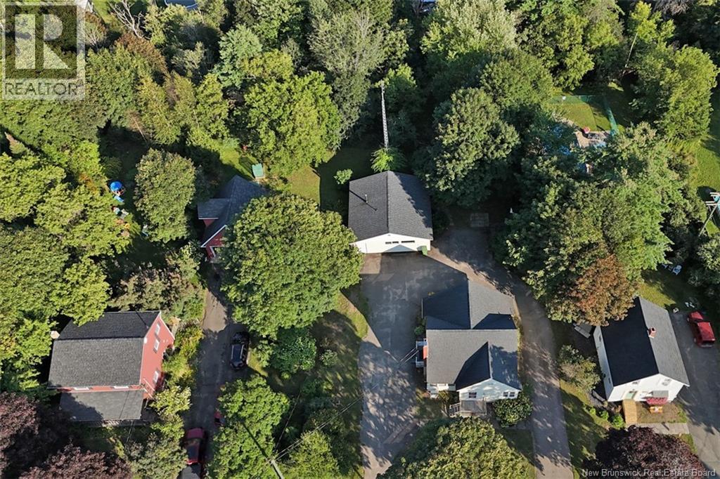 242 Highland Avenue, Fredericton, New Brunswick  E3A 2S6 - Photo 43 - NB146883