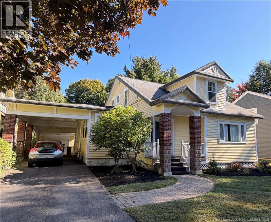 320 University Avenue, Fredericton, New Brunswick E3B 4J1 - Photo 1 - NB146912