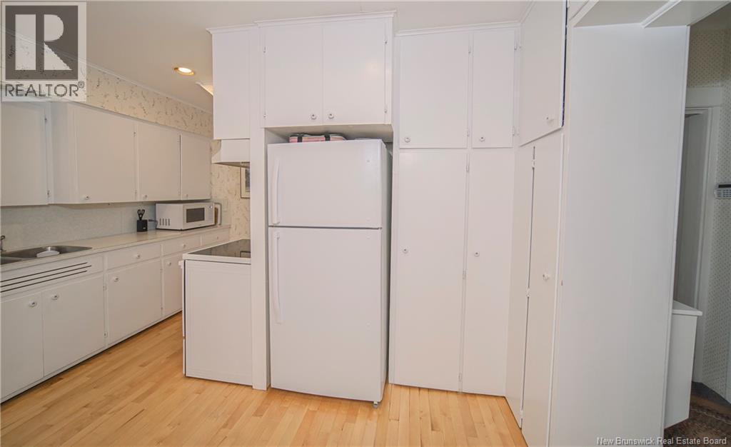 320 University Avenue, Fredericton, New Brunswick E3B 4J1 - Photo 19 - NB146912