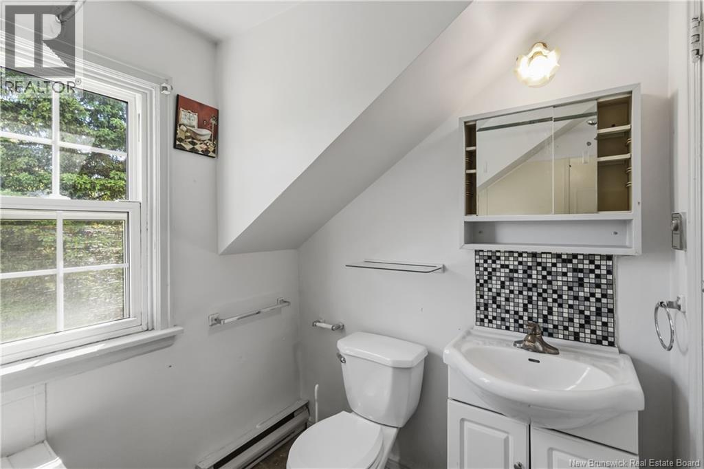 209 Broadway Street, Moncton, New Brunswick E1A 3Y3 - Photo 23 - NB147127
