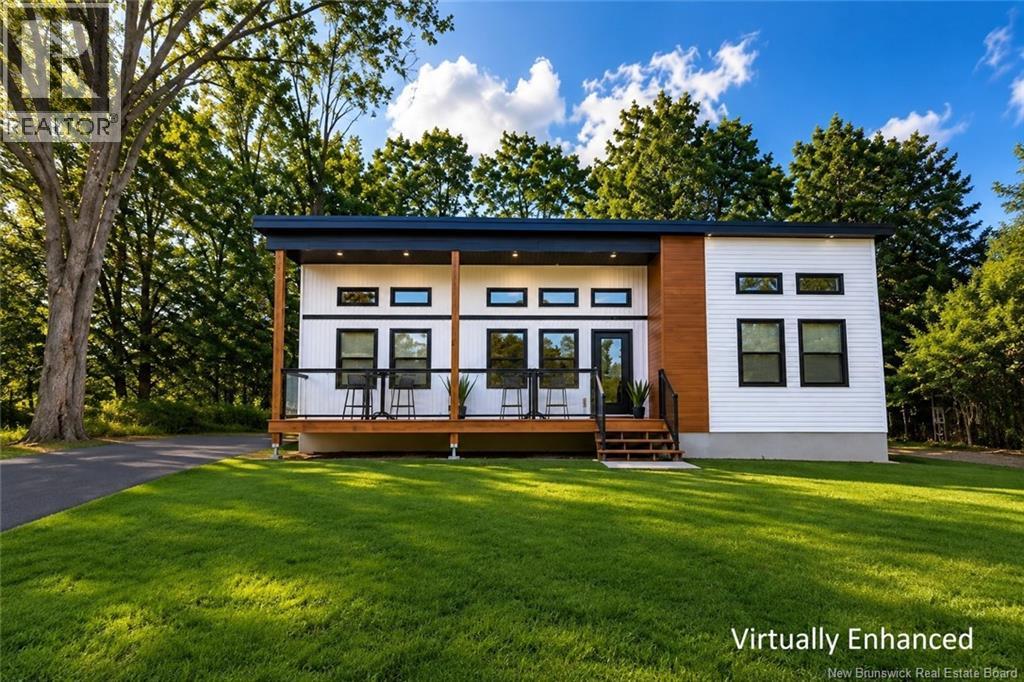 35 Sunset Drive, Nashwaaksis, New Brunswick E3A 1A1 - Photo 1 - NB147356