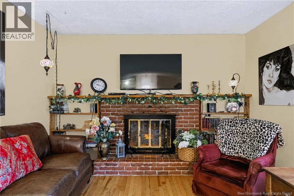 169 Burpee Street, Fredericton, New Brunswick  E3A 1M6 - Photo 16 - NB147738