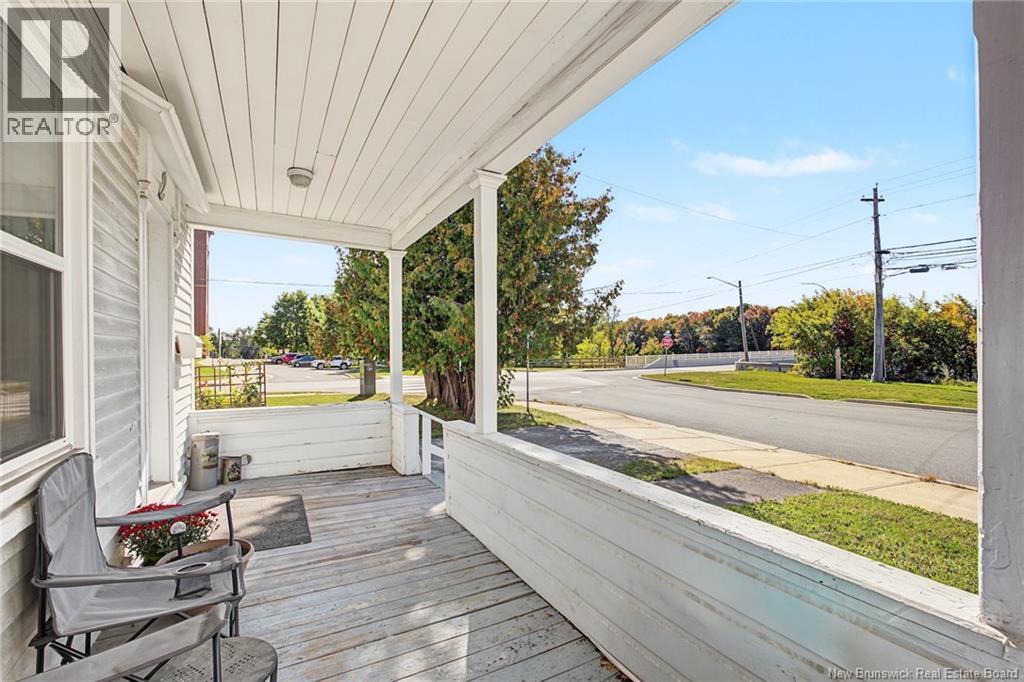 2 River Street, Fredericton, New Brunswick E3A 4L6 - Photo 2 - NB148430