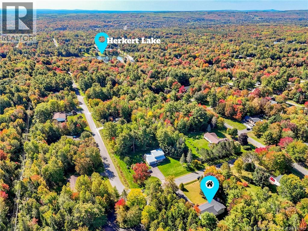 9 Neptune Crescent, Hanwell, New Brunswick  E3C 1M7 - Photo 3 - NB148822